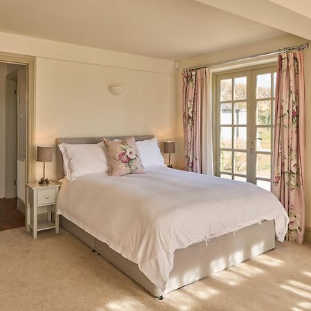 The Old School, Idbury, Ox7 6Ru Bed and Breakfast Chipping Norton Exteriör bild